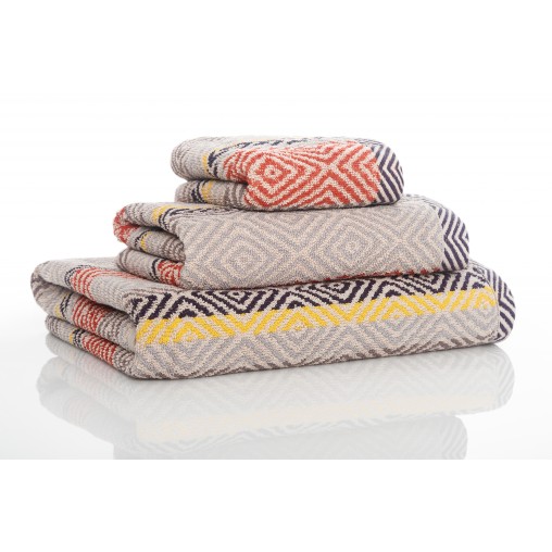 DIAMONDS TOWELS