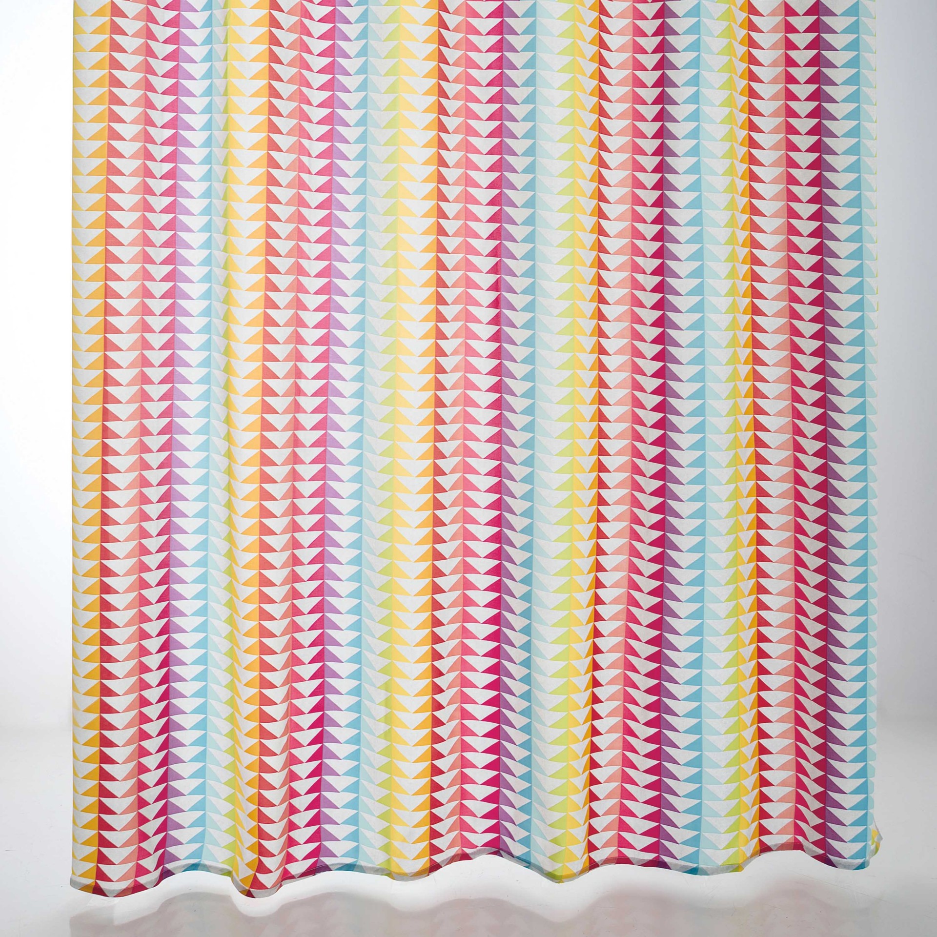 BLOCK SHOWER CURTAINS