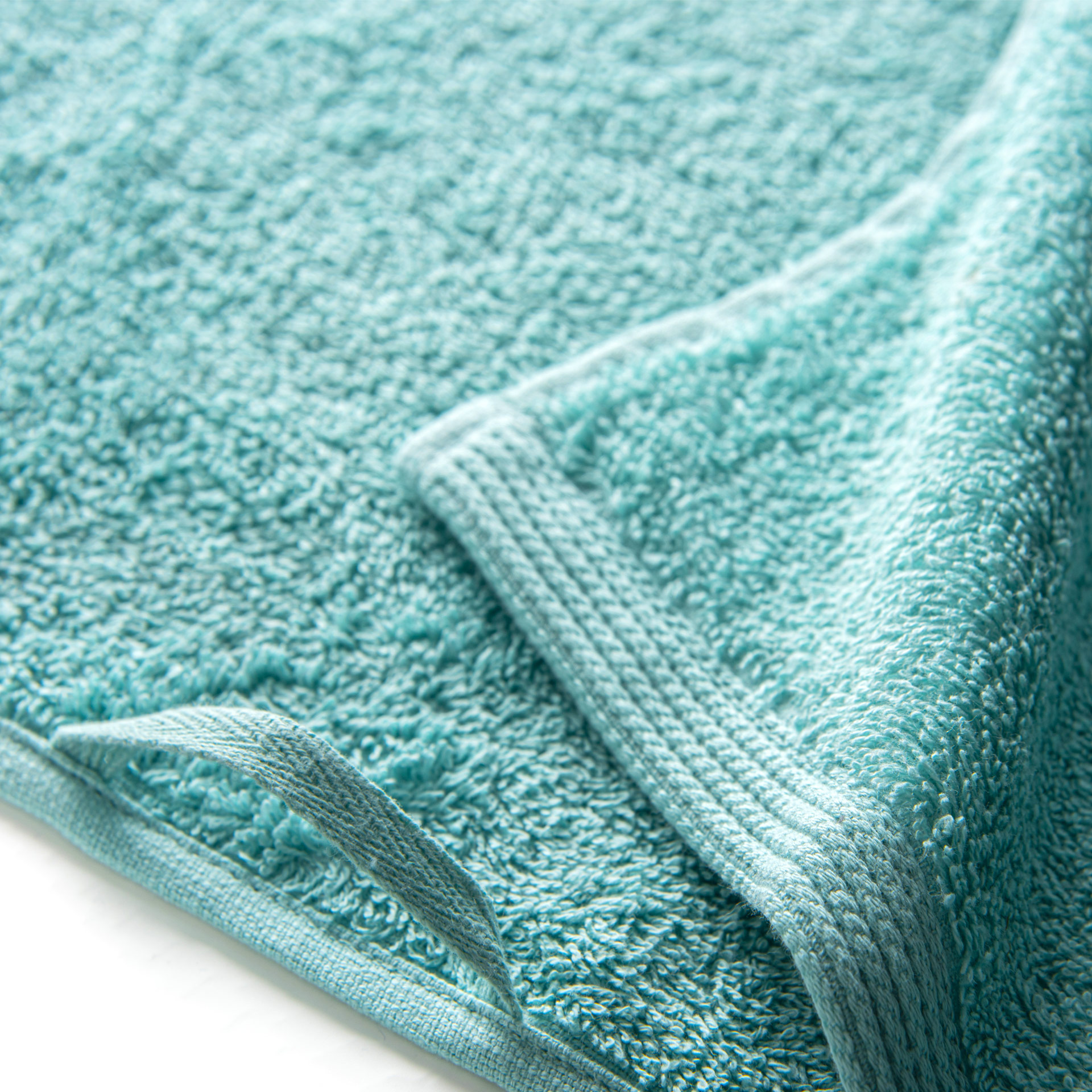 NEW PLUS TOWELS